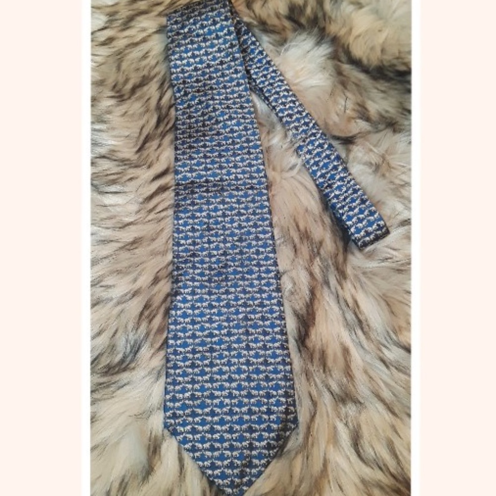 4/$5-Vintage Jim Thompson Elephant tie